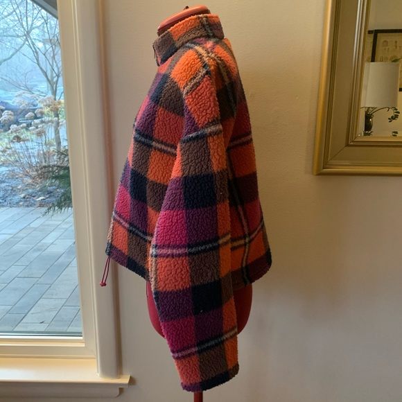 PLAID ZIP FRONT FLEECE - Picture 4 of 7